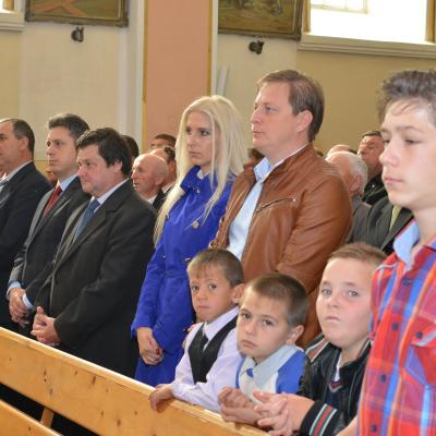 28 septembrie: Răducăneni: Administrarea Mirului. Foto: Ovidiu Bişog