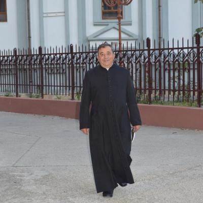 30 septembrie: Bacău: Lansarea cărţii Dinspre două anotimpuri