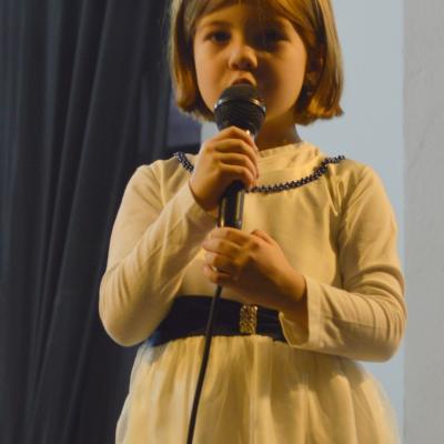 30 septembrie: Bacău: Lansarea cărţii Dinspre două anotimpuri