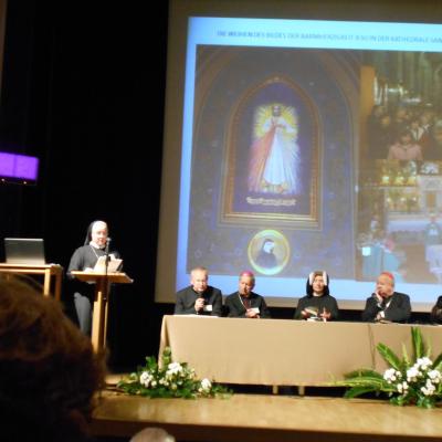 3-5 octombrie: Cracovia (Polonia): Congresul Apostolic Internaţional al Divinei Milostiviri