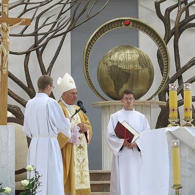 3-5 octombrie: Cracovia (Polonia): Congresul Apostolic Internaţional al Divinei Milostiviri