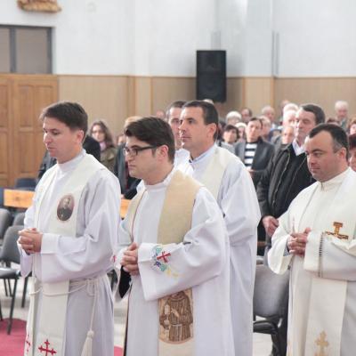4 octombrie: Roman: Sfinţire de diaconi la Institutul Teologic Franciscan. Foto: Marius Blaj