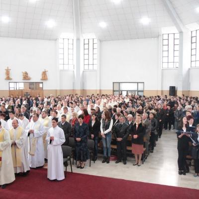 4 octombrie: Roman: Sfinţire de diaconi la Institutul Teologic Franciscan. Foto: Marius Blaj