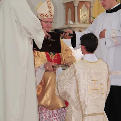 4 octombrie: Roman: Sfinţire de diaconi la Institutul Teologic Franciscan. Foto: Marius Blaj