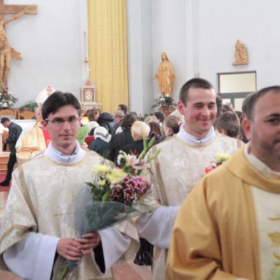 4 octombrie: Roman: Sfinţire de diaconi la Institutul Teologic Franciscan. Foto: Marius Blaj