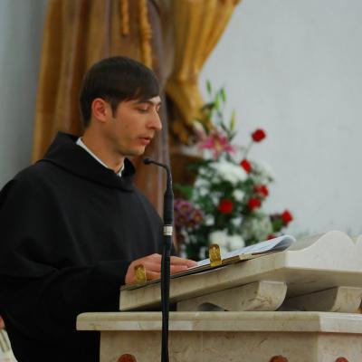 4 octombrie: Roman: Sfinţire de diaconi la Institutul Teologic Franciscan. Foto: Emilian Lupu
