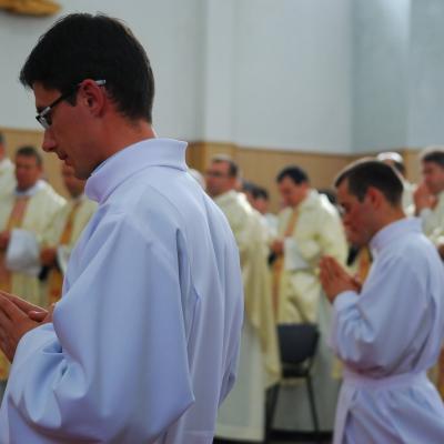 4 octombrie: Roman: Sfinţire de diaconi la Institutul Teologic Franciscan. Foto: Emilian Lupu