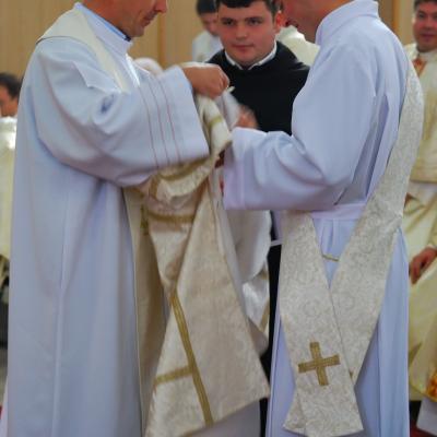 4 octombrie: Roman: Sfinţire de diaconi la Institutul Teologic Franciscan. Foto: Emilian Lupu