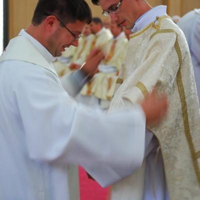 4 octombrie: Roman: Sfinţire de diaconi la Institutul Teologic Franciscan. Foto: Emilian Lupu