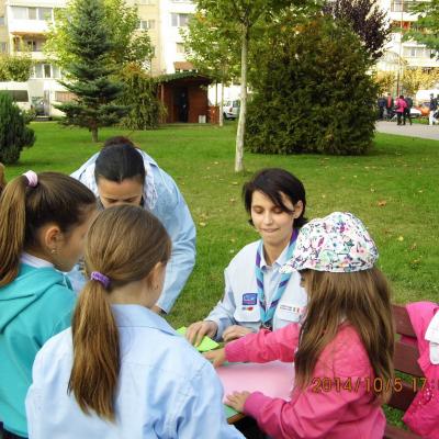 5 octombrie: Bacău: Asociaţia Scout, din nou la drum