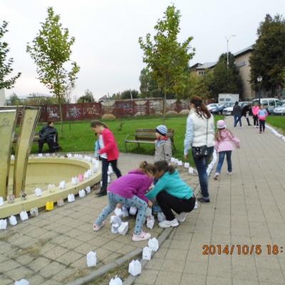 5 octombrie: Bacău: Asociaţia Scout, din nou la drum