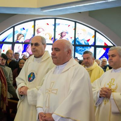 5 octombrie: Iaşi: Hramul bisericii "Sfânta Tereza a Pruncului Isus"