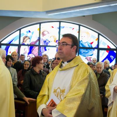 5 octombrie: Iaşi: Hramul bisericii "Sfânta Tereza a Pruncului Isus"