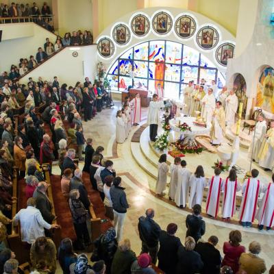 5 octombrie: Iaşi: Hramul bisericii "Sfânta Tereza a Pruncului Isus"