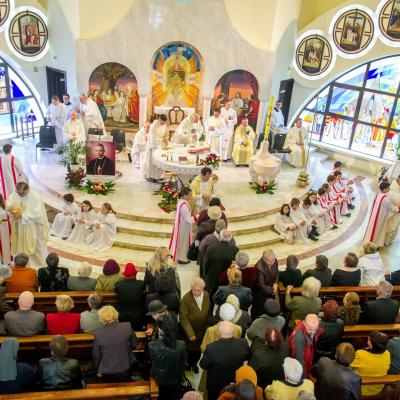 5 octombrie: Iaşi: Hramul bisericii "Sfânta Tereza a Pruncului Isus"