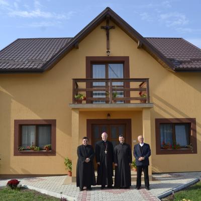 6 octombrie: Belceşti: Binecuvântarea noii case parohiale şi hramul comunităţii