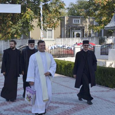 6 octombrie: Belceşti: Binecuvântarea noii case parohiale şi hramul comunităţii