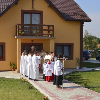 6 octombrie: Belceşti: Binecuvântarea noii case parohiale şi hramul comunităţii