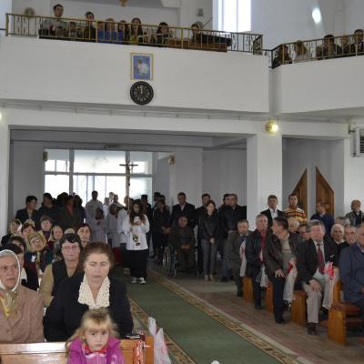 6 octombrie: Belceşti: Binecuvântarea noii case parohiale şi hramul comunităţii