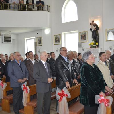6 octombrie: Belceşti: Binecuvântarea noii case parohiale şi hramul comunităţii