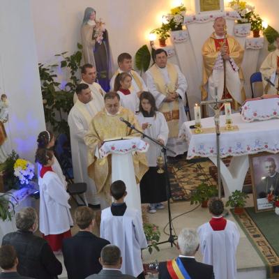 6 octombrie: Belceşti: Binecuvântarea noii case parohiale şi hramul comunităţii