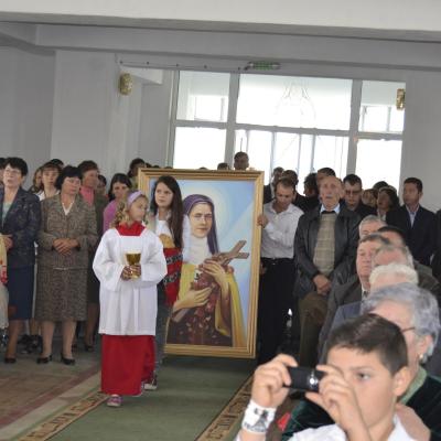 6 octombrie: Belceşti: Binecuvântarea noii case parohiale şi hramul comunităţii