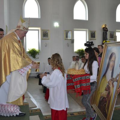 6 octombrie: Belceşti: Binecuvântarea noii case parohiale şi hramul comunităţii
