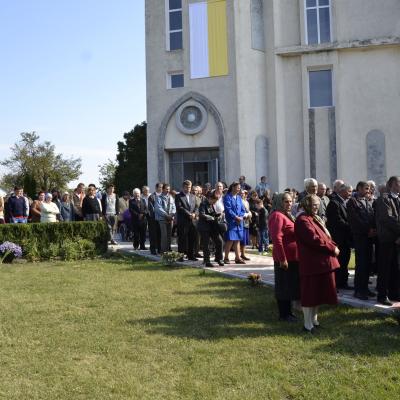 6 octombrie: Belceşti: Binecuvântarea noii case parohiale şi hramul comunităţii
