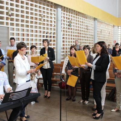12 octombrie: Zaragoza: Ofrandă de flori, adusă Maicii Domnului de Pilar