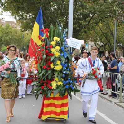 12 octombrie: Zaragoza: Ofrandă de flori, adusă Maicii Domnului de Pilar