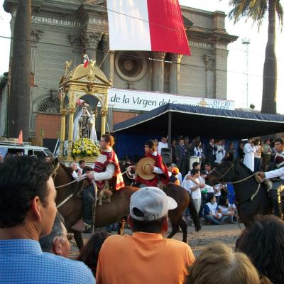 12 octombrie: Sărbătorind-o pe Fecioara Maria de pe Muntele Carmel, Mama şi Patroana Republicii Chile