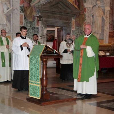 12 octombrie: Roma: ÎPS Ioan Robu în vizită la comunitatea romano-catolică română. San Vitale. Foto Ştefan Stasisin