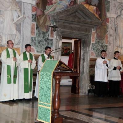 12 octombrie: Roma: ÎPS Ioan Robu în vizită la comunitatea romano-catolică română. San Vitale. Foto Ştefan Stasisin