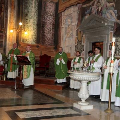 12 octombrie: Roma: ÎPS Ioan Robu în vizită la comunitatea romano-catolică română. San Vitale. Foto Ştefan Stasisin