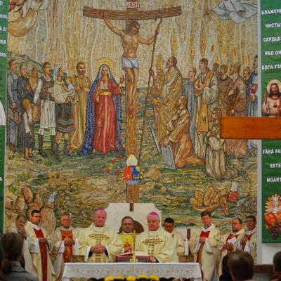 13-14 octombrie: Chişinău: Încheierea pelerinajului Crucii şi Icoanei ZMT în Republica Moldova şi preluarea acestora de o delegaţie din Dieceza de Iaşi