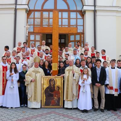 13-14 octombrie: Chişinău: Încheierea pelerinajului Crucii şi Icoanei ZMT în Republica Moldova şi preluarea acestora de o delegaţie din Dieceza de Iaşi