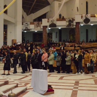 14 octombrie: Bacău "Sfântul Nicolae": Pelerinajul crucii şi al icoanei Zilelor Mondiale ale Tineretului