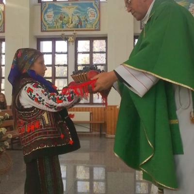 19 octombrie: Valea Mică: Ziua Recoltei şi a Recunoştinţei