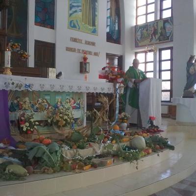 19 octombrie: Valea Mică: Ziua Recoltei şi a Recunoştinţei