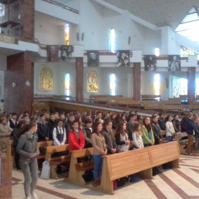 22 octombrie: Bacău: Elevi şi profesori împreună în rugăciune