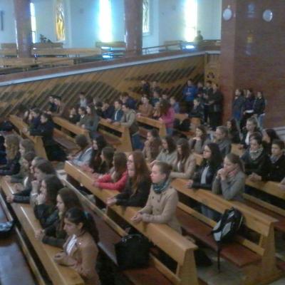 22 octombrie: Bacău: Elevi şi profesori împreună în rugăciune