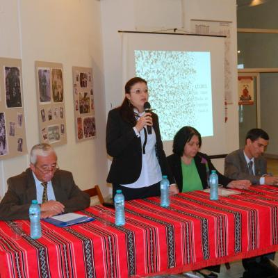 23 octombrie: Bacău: Vernisajul expoziţiei de fotografie "Satul romano-catolic din Bacău - istorie şi prezent"