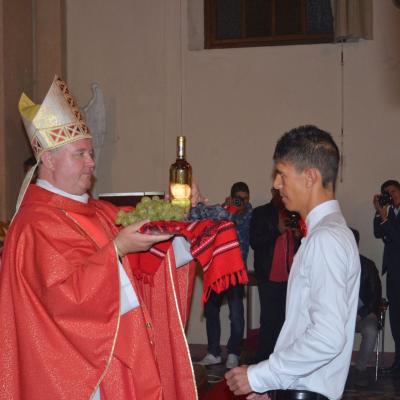 25 octombrie: Padova: Conferirea sacramentului Mirului