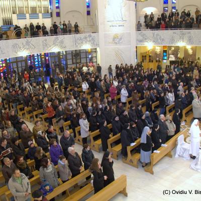 26 octombrie: Iaşi: Profesiunea călugărească perpetuă a sorei Tereza-Florentina Bordaş. Foto: Ovidiu Bişog