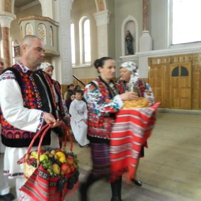 26 octombrie: Mărgineni: Ziua recoltei şi a recunoştinţei