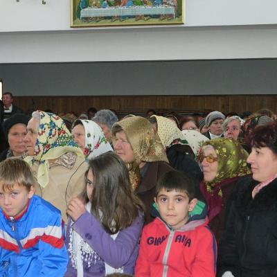 26 octombrie: Mărgineni: Ziua recoltei şi a recunoştinţei