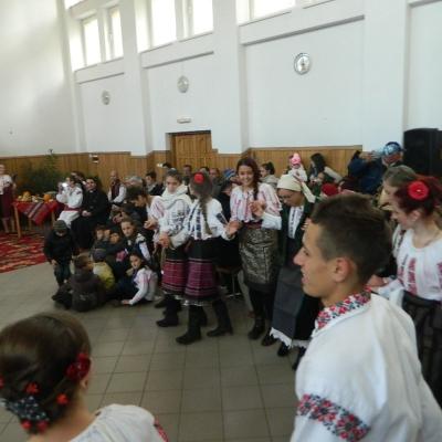 26 octombrie: Mărgineni: Ziua recoltei şi a recunoştinţei