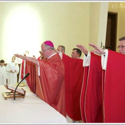 26 octombrie: Verona: Conferirea sacramentului Mirului de către PS Aurel Percă