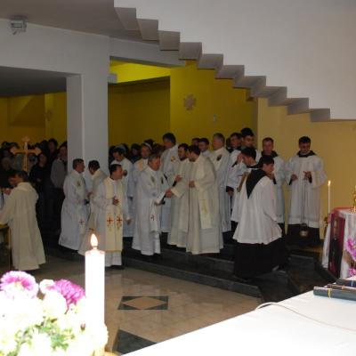 30 octombrie: Şi sfinţii şi-au dat întâlnire la Oneşti...