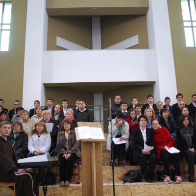 30 octombrie: Şi sfinţii şi-au dat întâlnire la Oneşti...